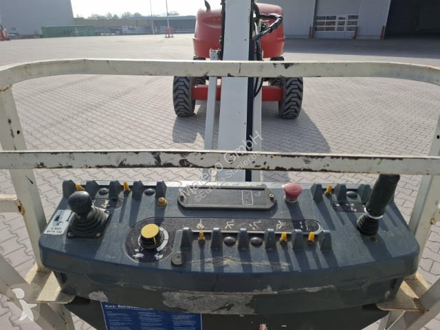 Plataforma elevadora JLG