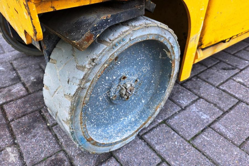 Vysokozdvižná plošina Haulotte Compact 8...