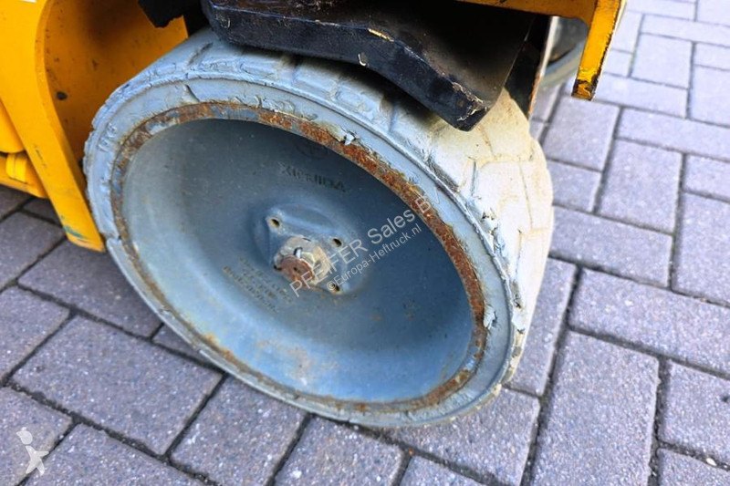 Vysokozdvižná plošina Haulotte Compact 8...