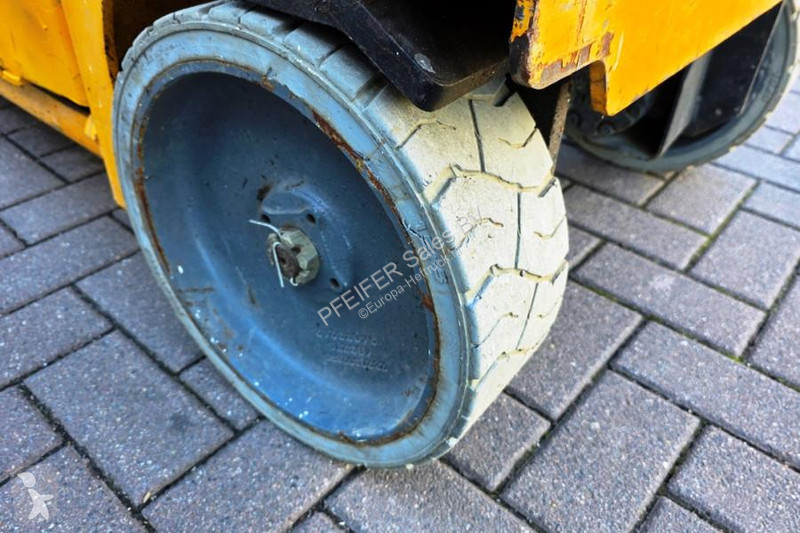 Vysokozdvižná plošina Haulotte Compact 8...