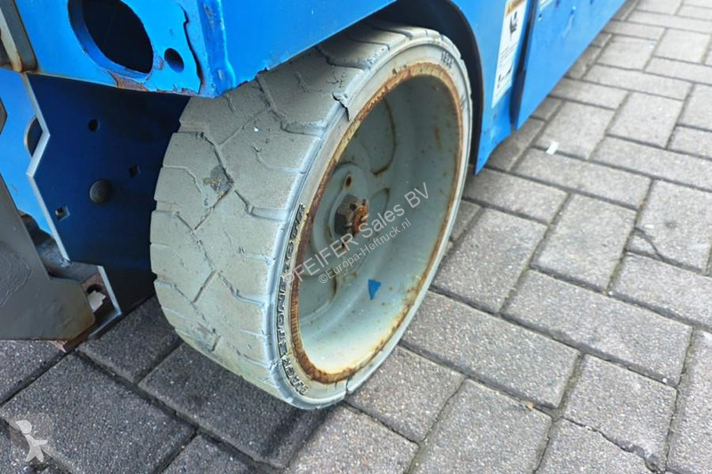 منصة تلسكوبية Genie GS2632 Electric, 10m...