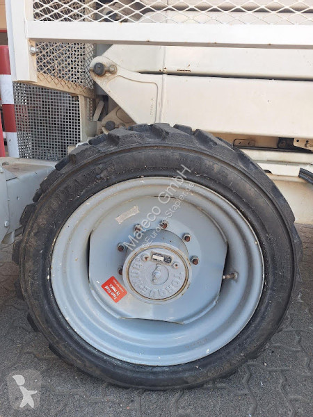 منصة تلسكوبية Genie GS3390