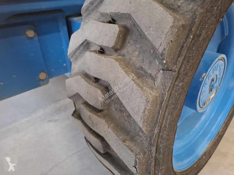 منصة تلسكوبية Genie GS4390