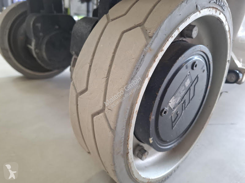 Plataforma elevadora JLG