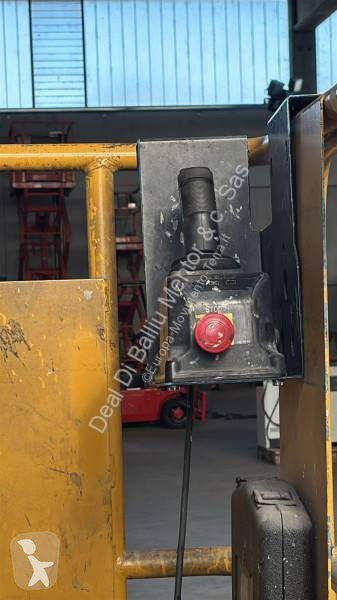 منصة تلسكوبية Genie GS-2032