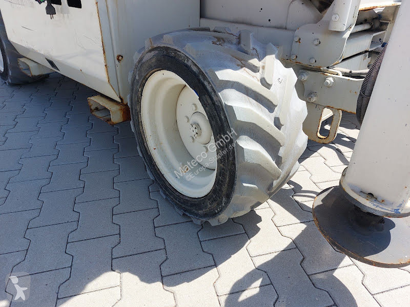 Vysokozdvižná plošina Skyjack SJ6832