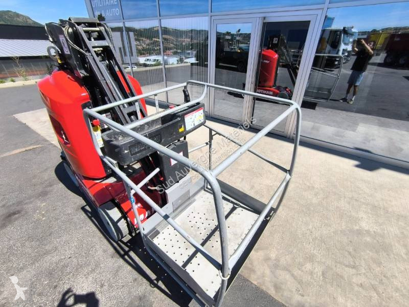 منصة تلسكوبية Manitou