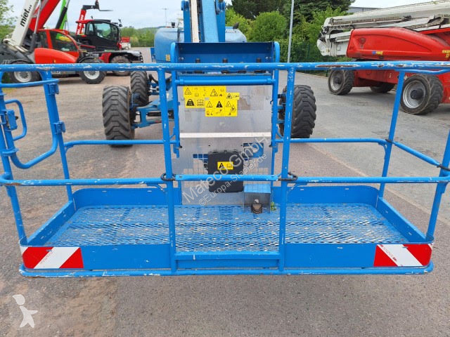 منصة تلسكوبية Genie Z135/70