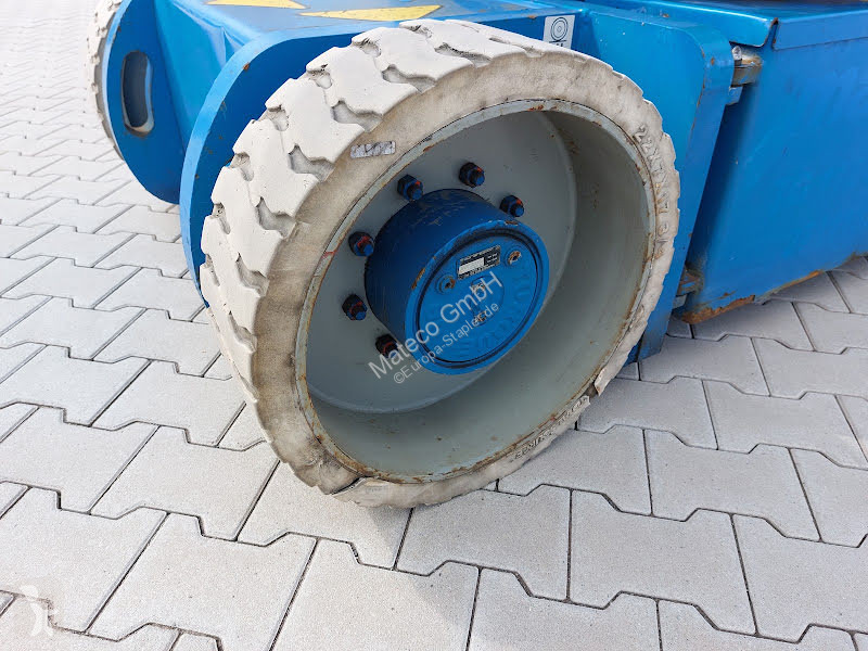منصة تلسكوبية Genie Z30/20N