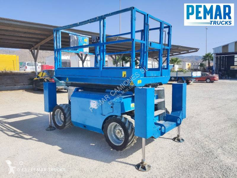 منصة تلسكوبية Genie GS3268RT