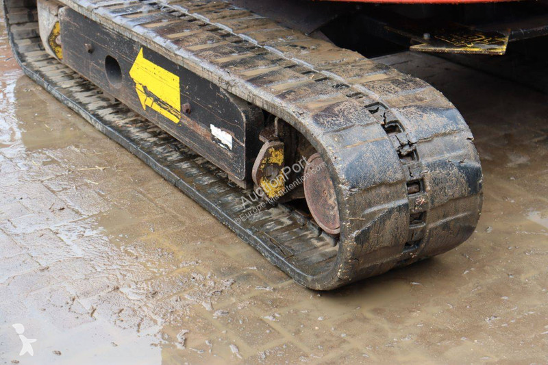 Nacela Hitachi HX99B