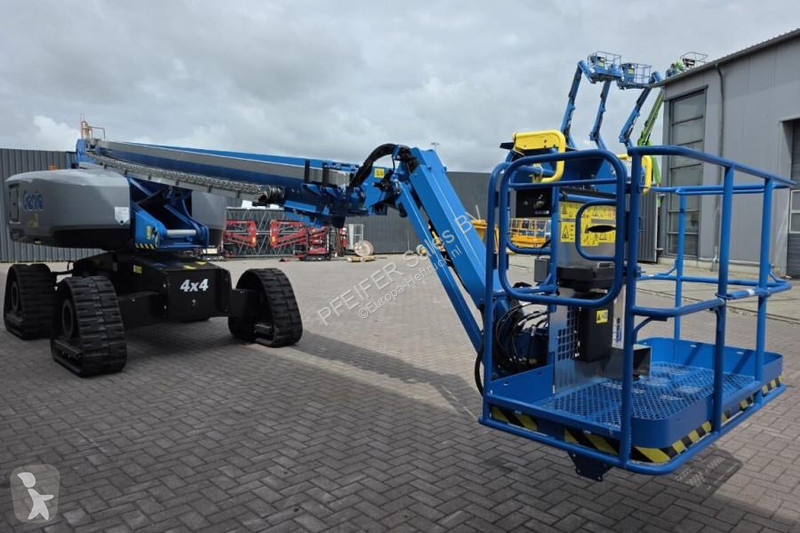 منصة تلسكوبية Genie XC Trax Valid inspection,...