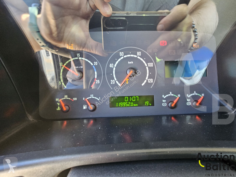 Автовышка Scania P 310