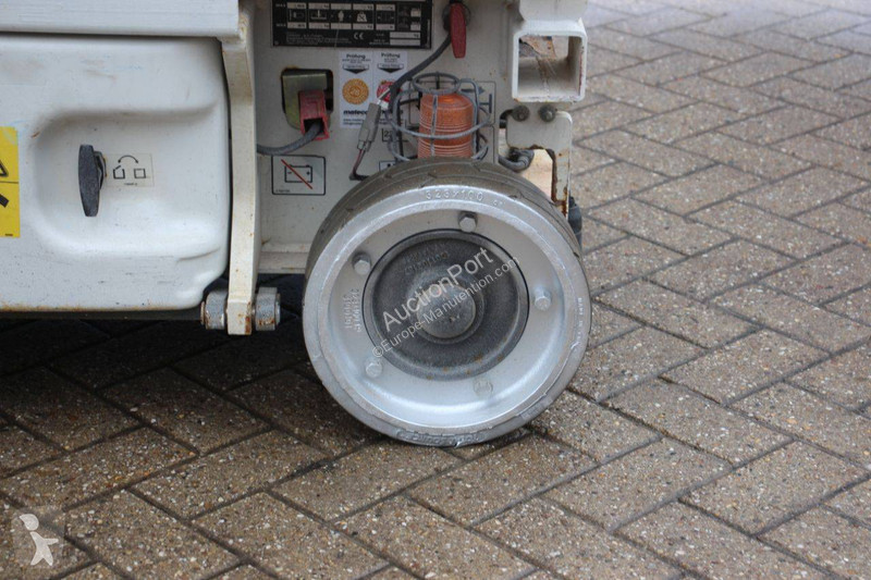 Plataforma elevadora JLG