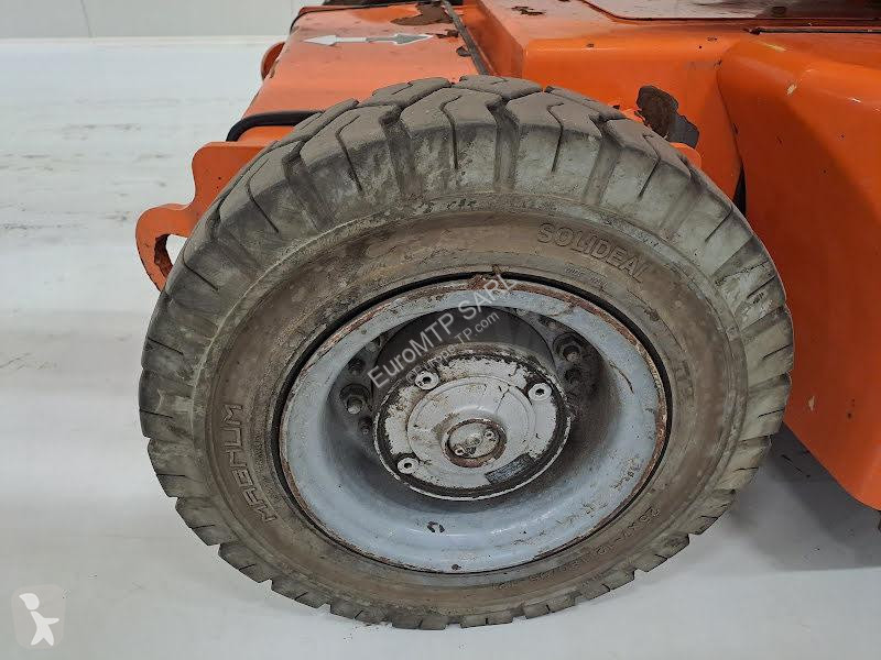 Plataforma elevadora JLG