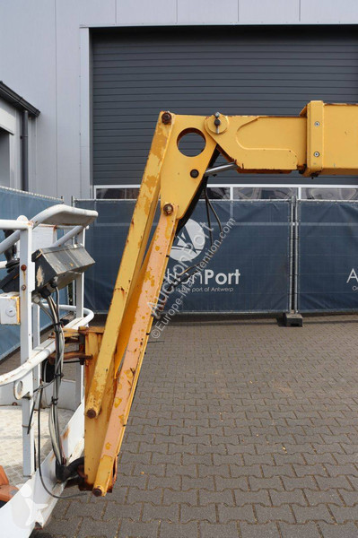 Nacelle Niftylift HR 15 NDE