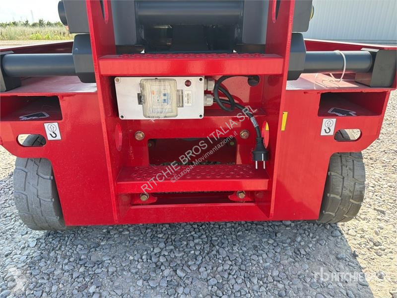 Автовишка Magni ES1012OF Electric Hydraulic oil...