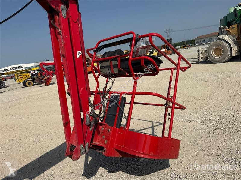 Plataforma elevadora Manitou 120 AETJC 2...