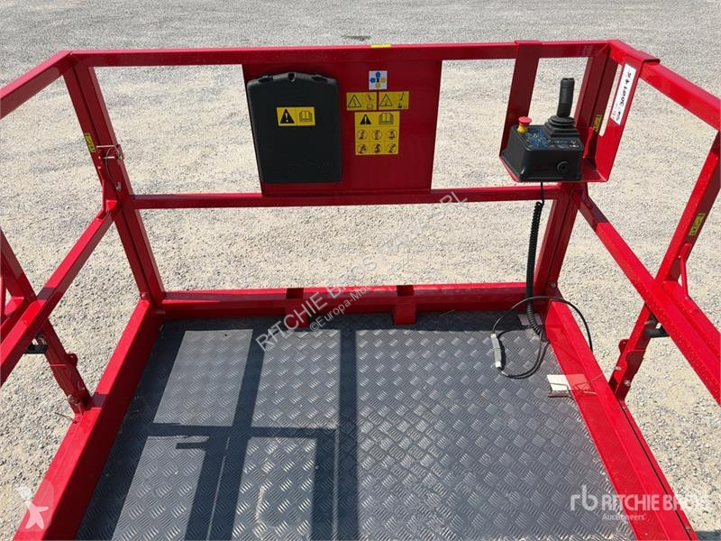 Автовишка Magni DS1523RTP 4x4 Diesel Scissor...