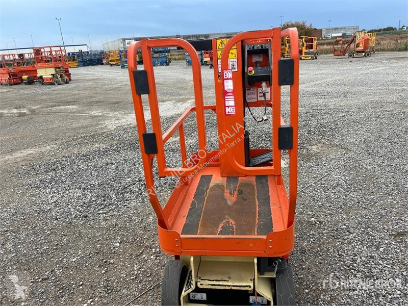 Nacelle JLG 1230 Vertical Mast Lift