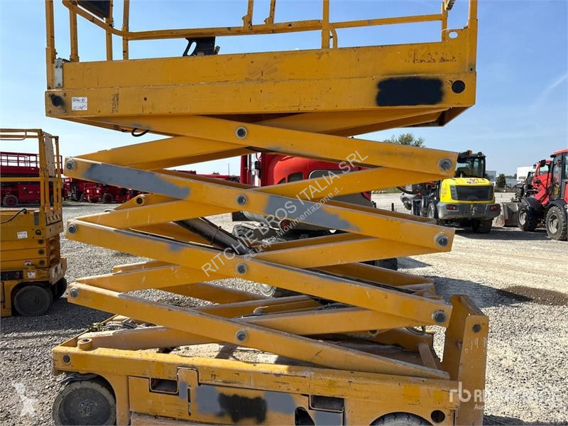 Emelőkosár Haulotte 10N Electric Scissor Lift