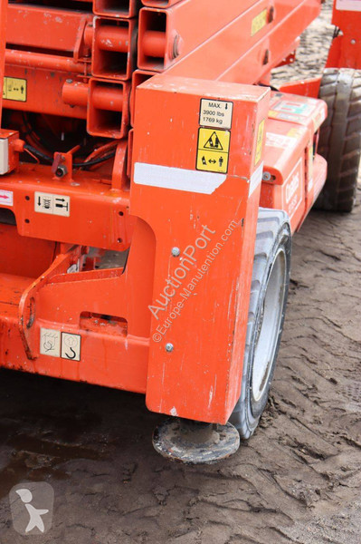 升降机 JLG M4069
