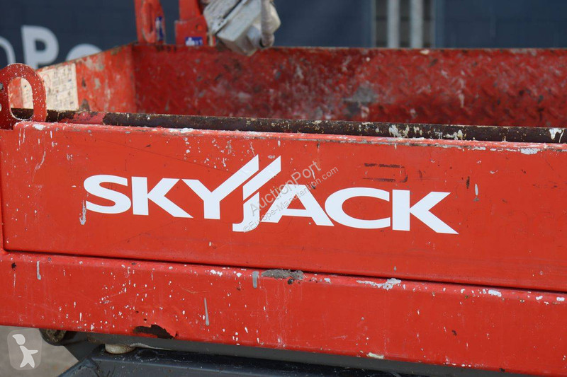 升降机 Skyjack SJ III 3219