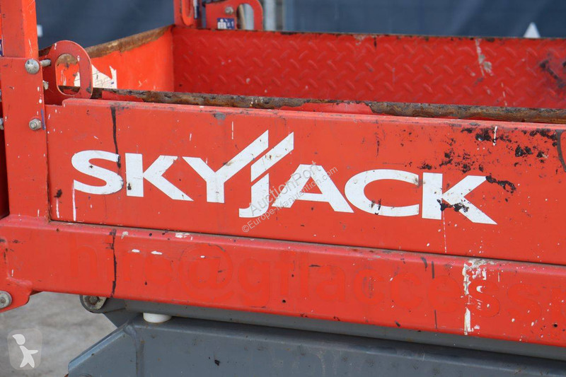 升降机 Skyjack SJIII-3219