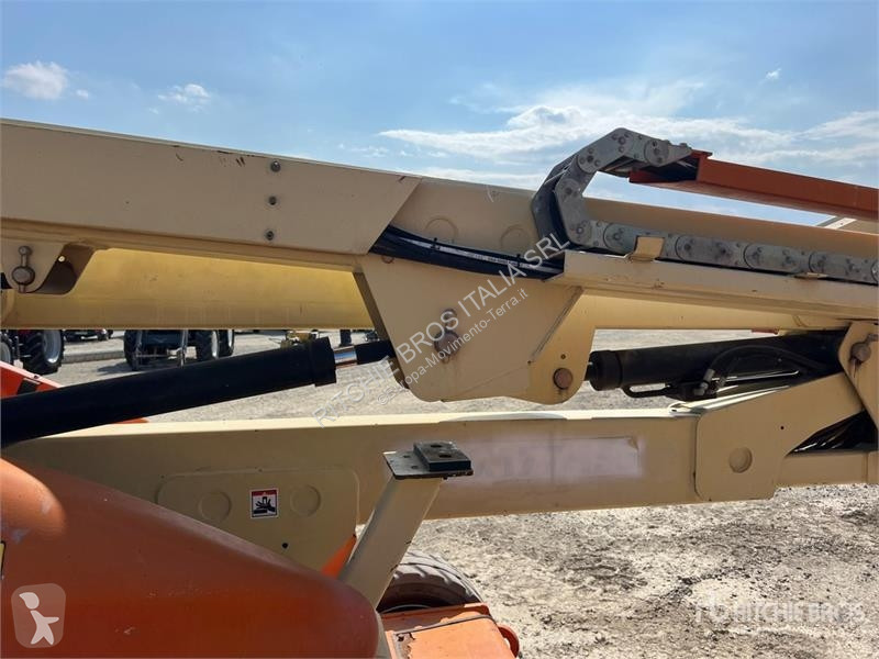 Emelőkosár JLG Articulating Boom Lift