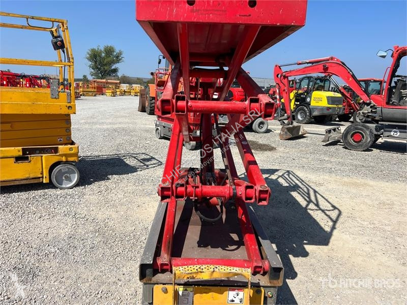 Emelőkosár Haulotte COMPACT8 Electric Scissor Lift