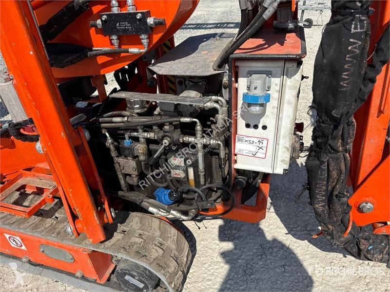 Emelőkosár  R130 Crawler Articulating Boom Lift...