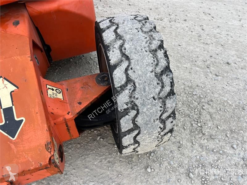 Plataforma elevadora JLG Electric Articulating...