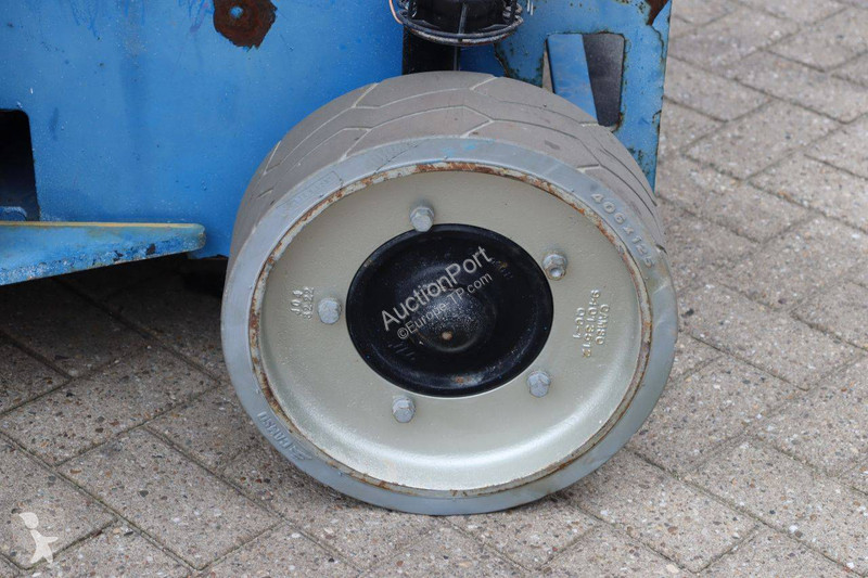 Plataforma elevadora JLG