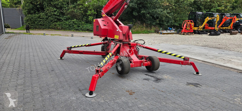 Zwyżka Hinowa DENKA LIFT DL 22
