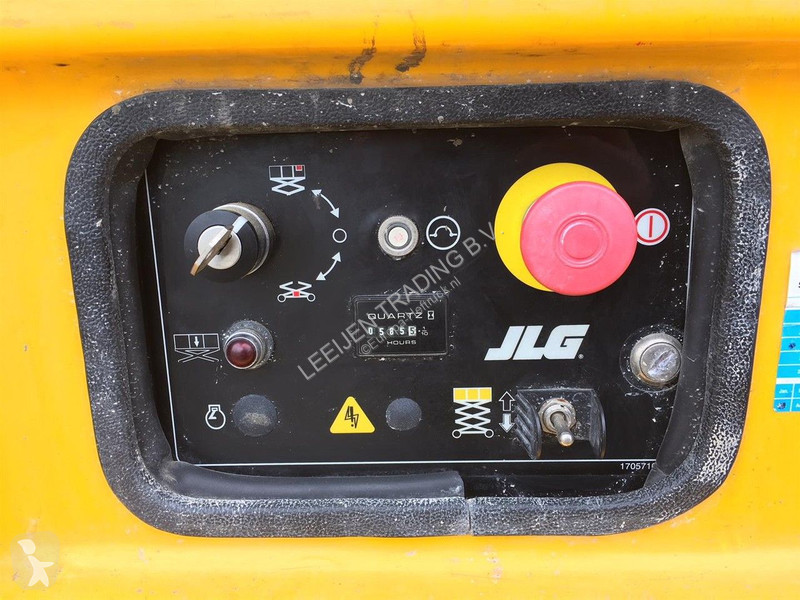 Piattaforma aerea JLG