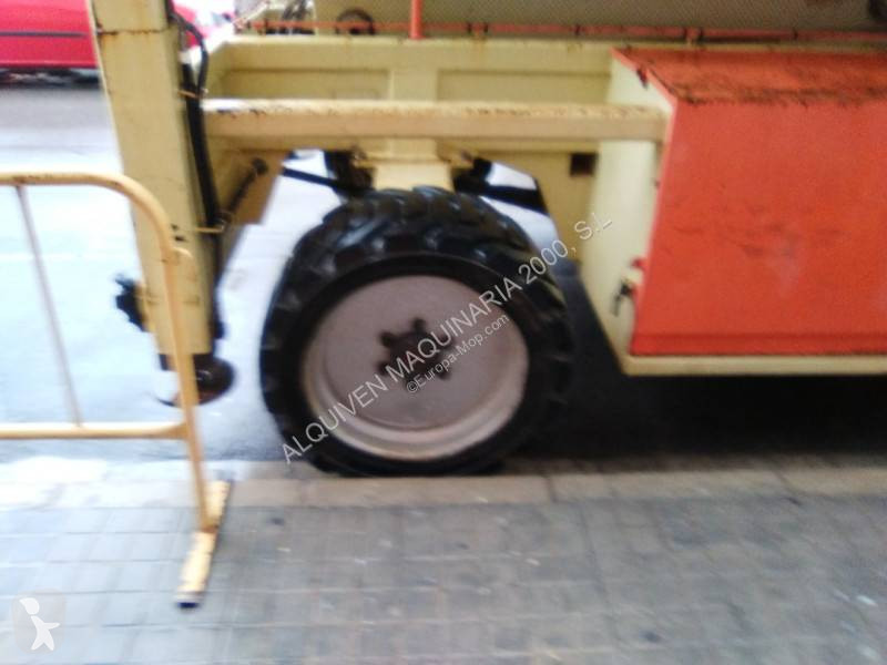 Piattaforma aerea JLG 203-24