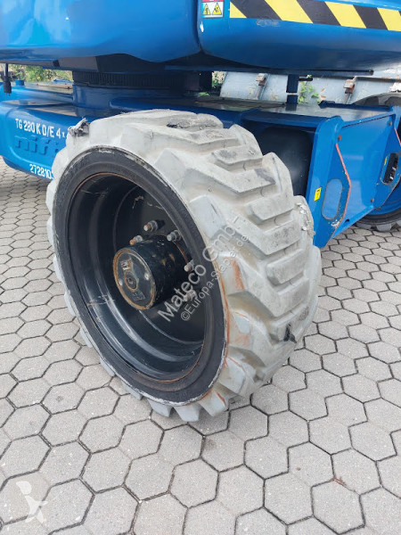 Nacelle Niftylift HR28 HYBRID 4X4