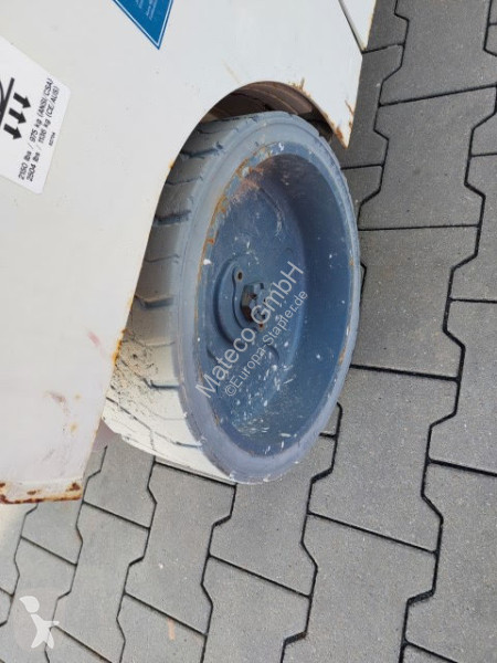 منصة تلسكوبية Genie GS-2646