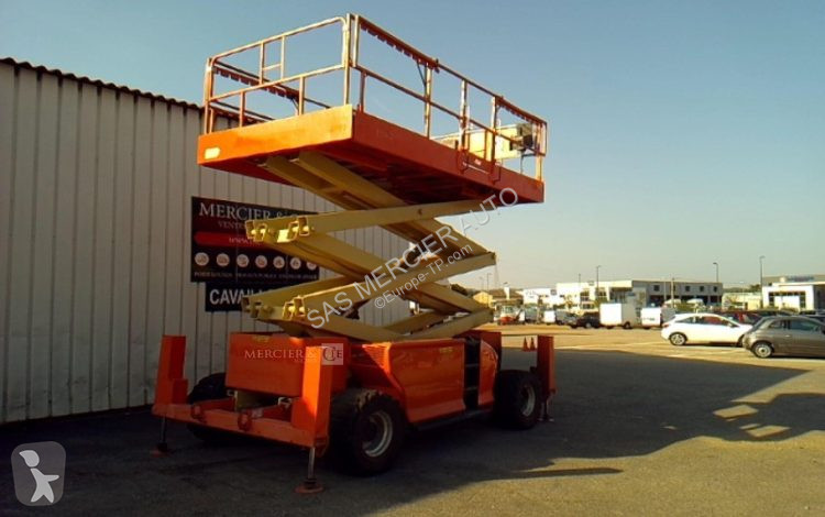 Nacelle JLG plateforme ciseaux automotrice diesel