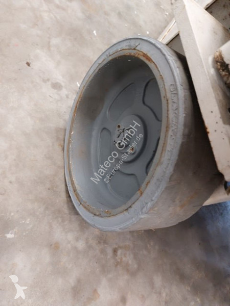 Nacelle Genie GS-2046