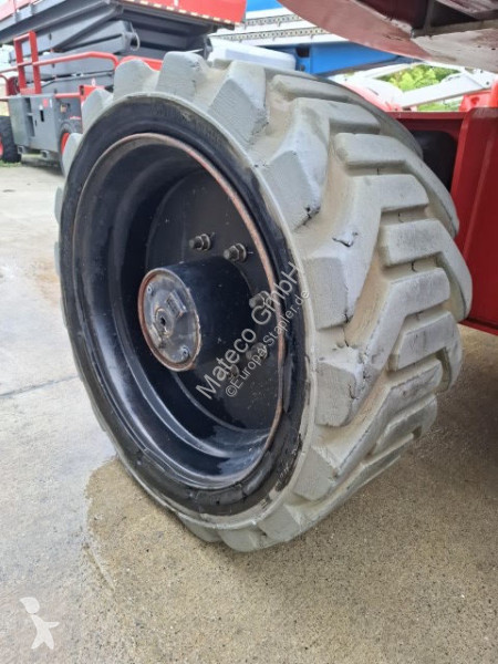 Vysokozdvižná plošina Niftylift HR28 HYBRID 4X4