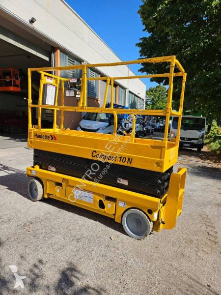 منصة تلسكوبية Haulotte Compact 10 N