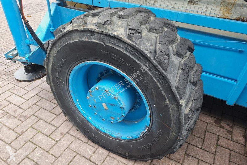 منصة تلسكوبية Hollandlift Megastar G-300DL30/S...
