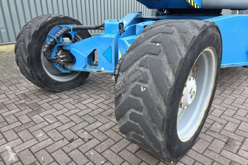 منصة تلسكوبية Genie ZX135/70 Diesel, 4x4x4...