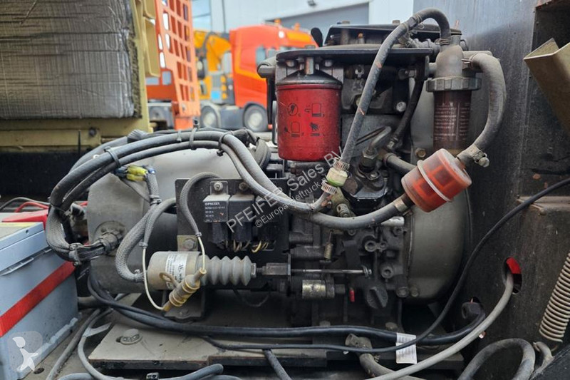 Vysokozdvižná plošina JLG M4069 Hybrid, 14.2m...