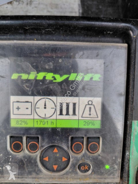 منصة تلسكوبية Niftylift HR28 HYBRID 4X4