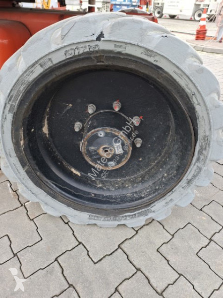 منصة تلسكوبية Niftylift HR28 HYBRID 4X4