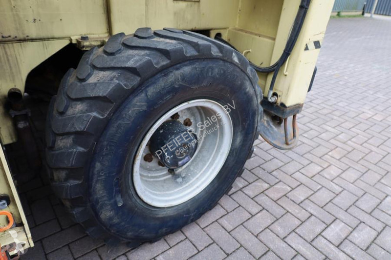 Vysokozdvižná plošina JLG 260-25 Diesel, 4x4...