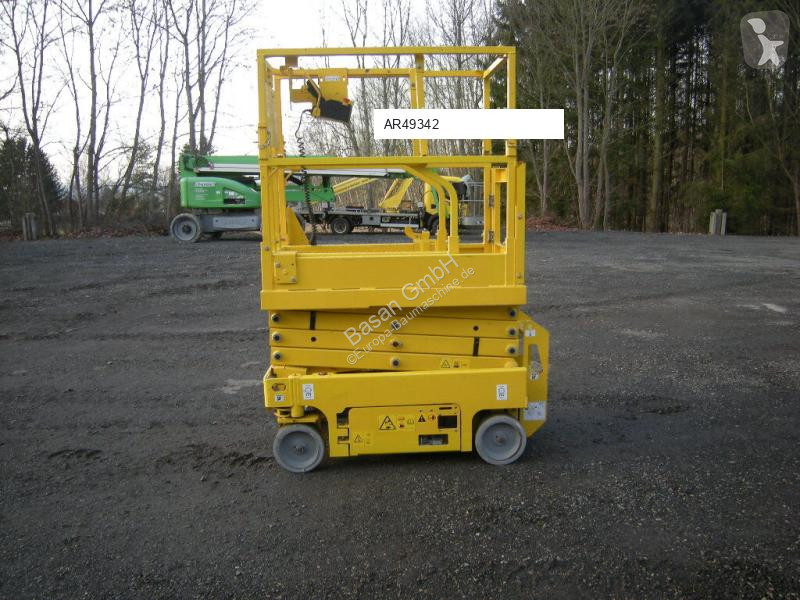 Vysokozdvižná plošina Genie GS 1330