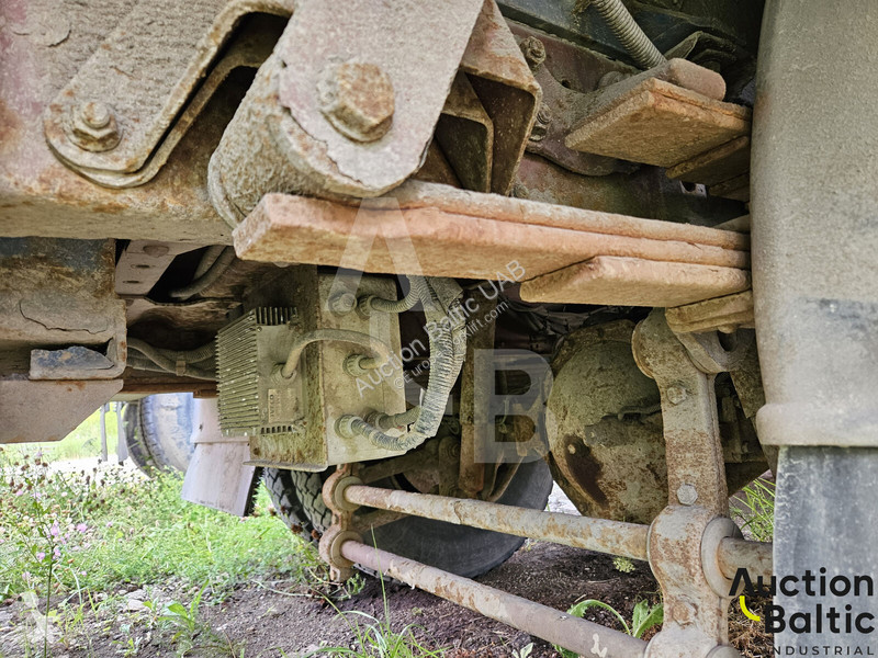 Lift Iveco 100E 18